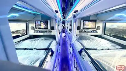 Luxury Van Limousine Bus-Seats Image