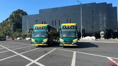 Luxury Van Limousine Bus-Front Image