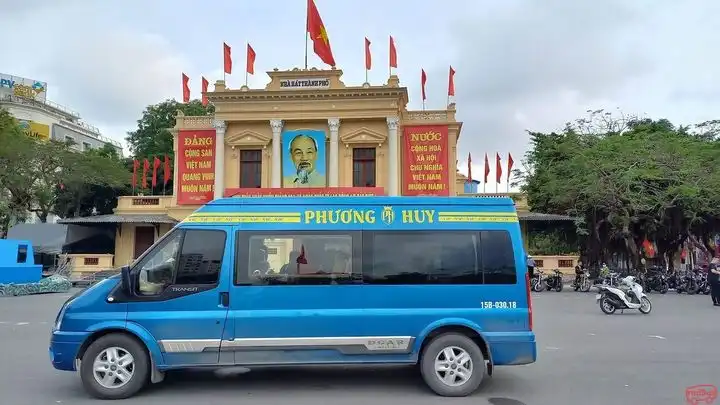 Phuong Huy Limousine Bus Front Image