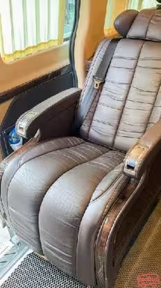 G5Car Limousine Bus-Seats Image