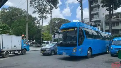Khải Nam Bus-Side Image