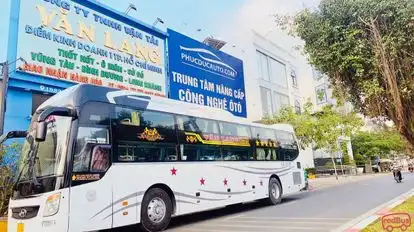 Văn Lang Bus-Front Image