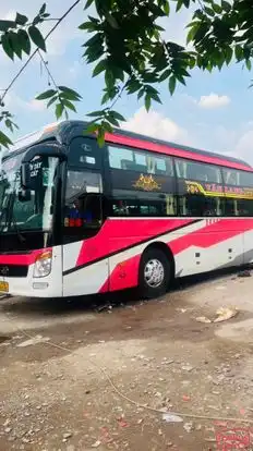 Văn Lang Bus-Front Image