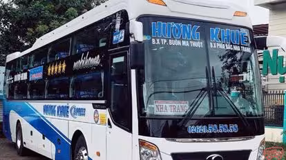 Hương Khuê Bus-Front Image