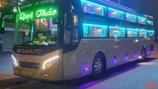 Quý Thảo Bus Front Image