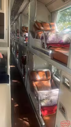 Quý Thảo Bus-Seats Image