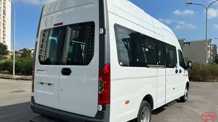 iHome Bus Front Image
