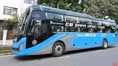 G8 Open Tour Bus-Front Image