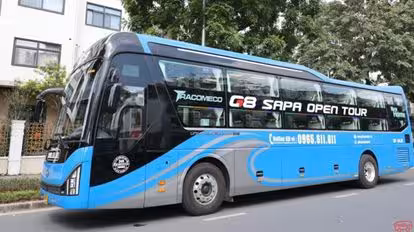 G8 Open Tour Bus-Front Image