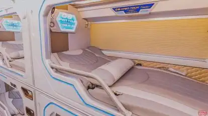 G8 Open Tour Bus-Seats Image
