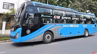 G8 Open Tour Bus-Front Image