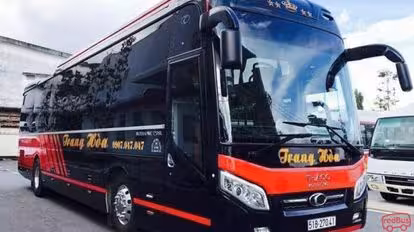 Trang Hòa Bus-Front Image