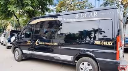Luxury Trans Bus-Side Image