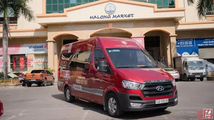 Phúc Xuyên Bus Front Image