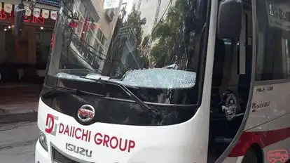 Info Bus Bus-Front Image