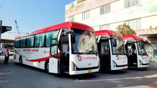 Daiichi Travel Bus Front Image