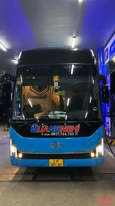 Quang Nghị Bus Front Image