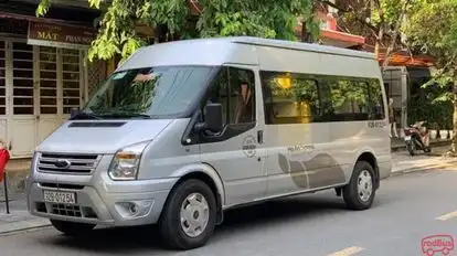 Barri Ann Travel Bus-Front Image