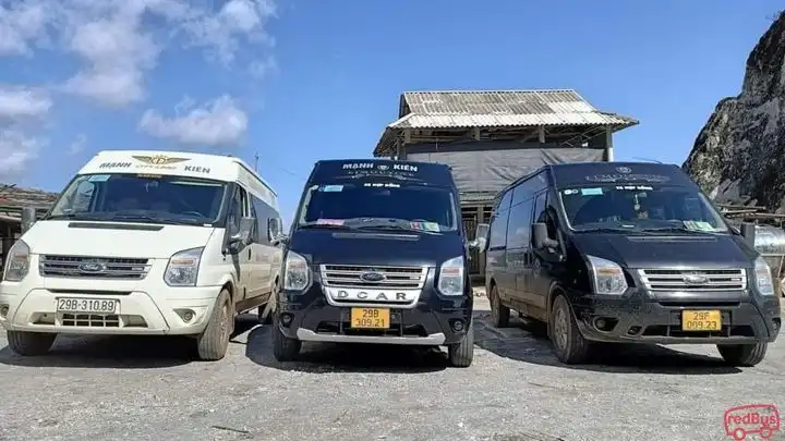 Mạnh Kiên Limousine Bus Front Image