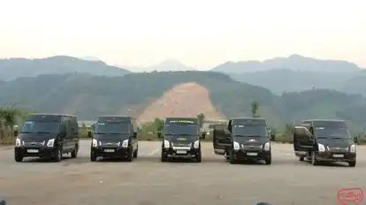 Daily Limousine Bus-Front Image