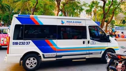 Nam Á Châu Bus-Side Image
