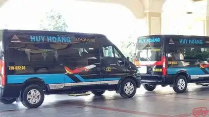 Huy Hoàng Limousine Bus-Side Image