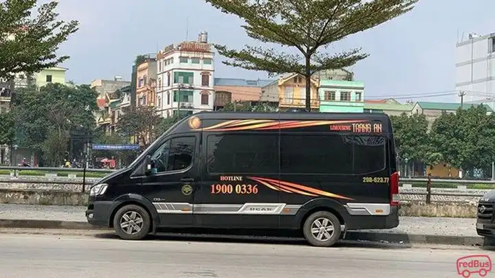 Tràng An Limousine Bus Front Image