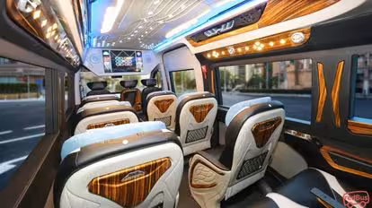 36 Travel Bus-Amenities Image