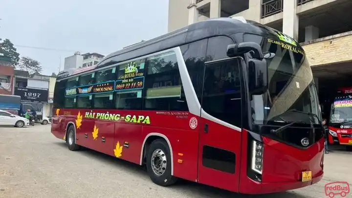 Kết Đoàn Bus Front Image