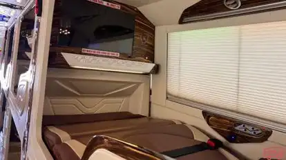 Kết Đoàn Bus-Seats Image