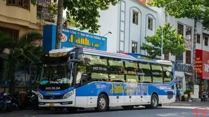 Hạnh Cafe Bus-Side Image