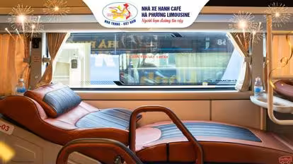 Hạnh Cafe Bus-Seats Image