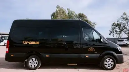 Toàn Thắng Bus-Front Image