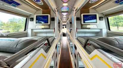 HK Open Tour Bus-Seats layout Image
