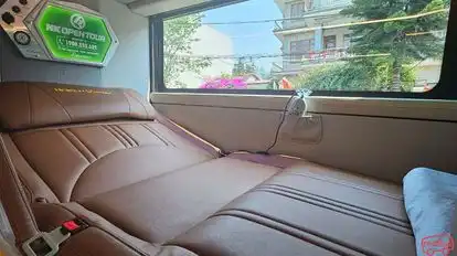 HK Open Tour Bus-Seats Image