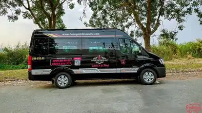Hoang Anh Limousine Bus-Front Image