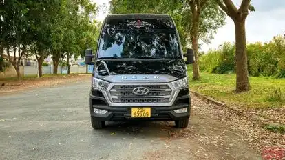 Hoang Anh Limousine Bus-Front Image