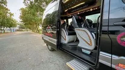 Hoàng Anh Limousine Bus-Side Image