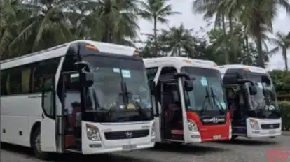 Hoàng Linh Limousine Bus-Side Image