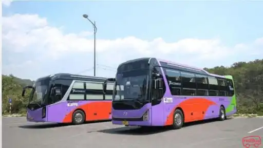 Nguyễn Kim Limousine Bus Front Image