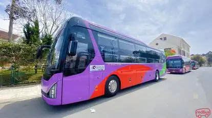 Nguyễn Kim Limousine Bus-Side Image