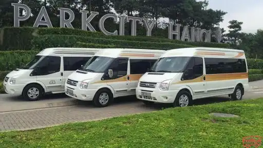 Xuân Trường Limousine Bus Front Image