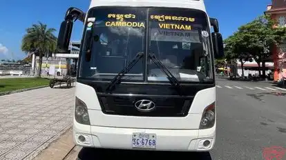 Kampot Tour Bus-Front Image