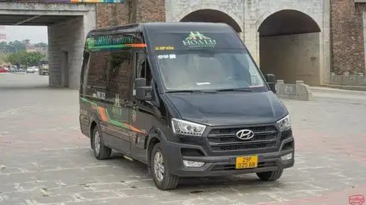 Hoa Lư Limousine Bus Front Image