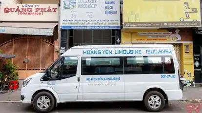 Hoàng Yến Logistics Bus-Side Image