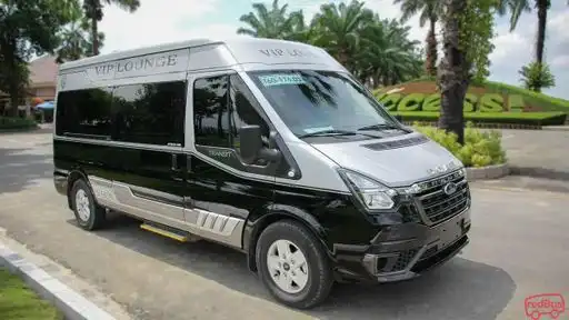 Hồng Vinh Limousine Bus Front Image