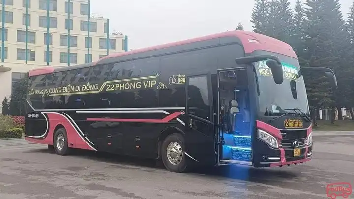 Xuân Tráng Limousine Bus Front Image