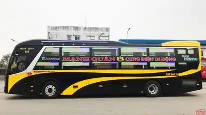 Mạnh Quân Bus-Side Image