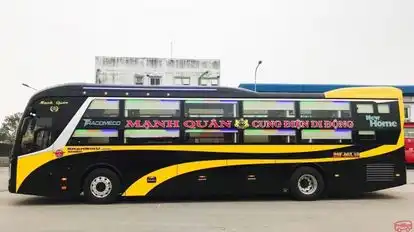 Mạnh Quân Bus-Side Image