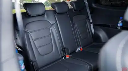 Caro Luxury Bus-Seats Image
